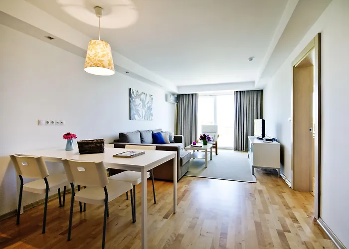 Dalyan & Apart-hotel Çeşme