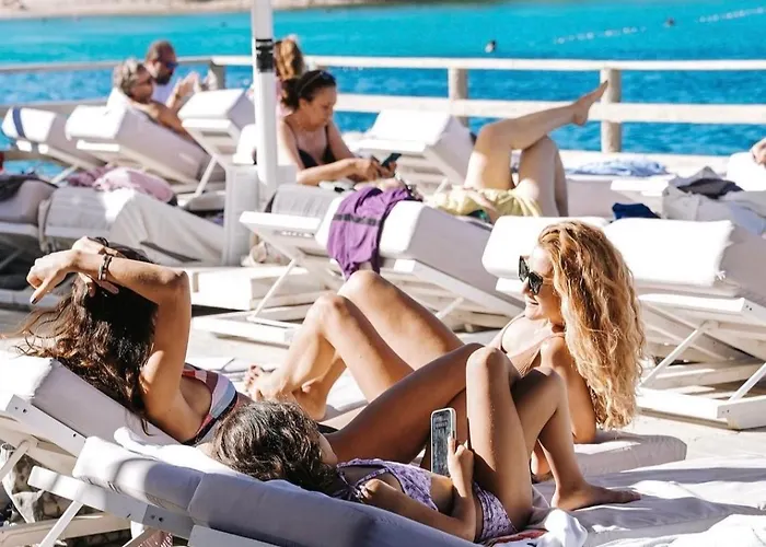 Ξενοδοχείο με διαμερίσματα Dalyan & 4*